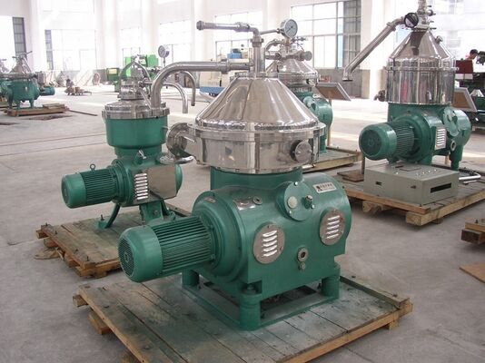 正確な温度制御 オイル精製場 遠心分離機