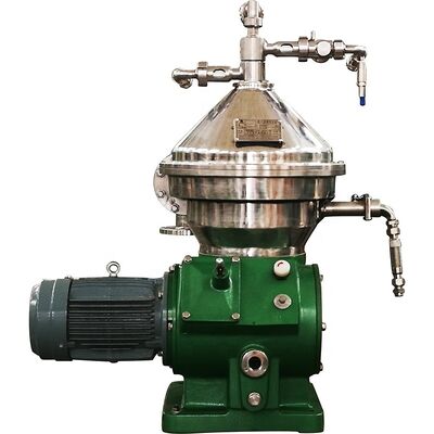 手動離心器のミルク分離機